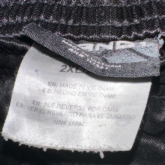 Mens and1 shorts size 2xl - Picture 3 of 3